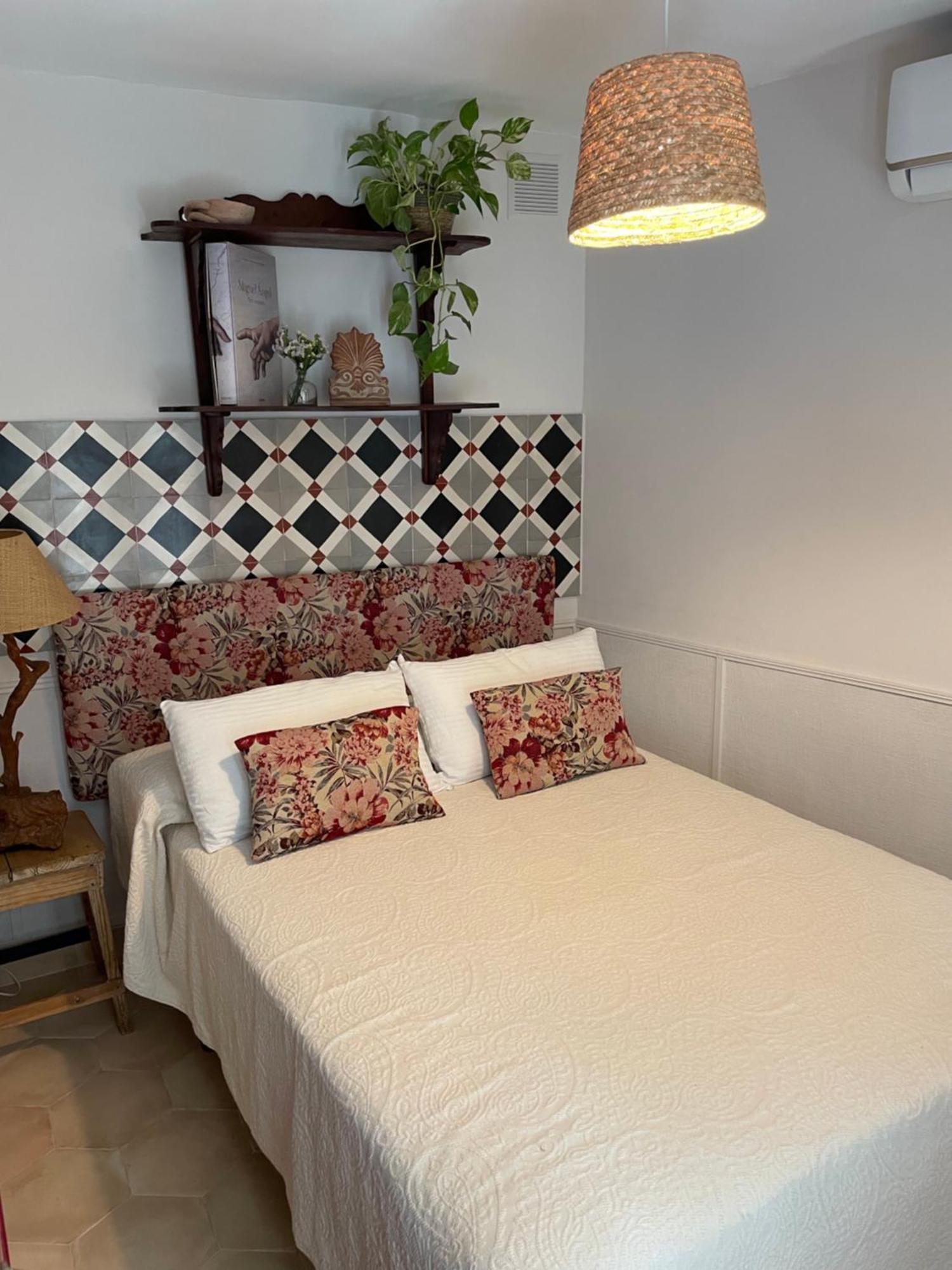 Apartamento En Casa Patio "Pan Y Conejo" Кордова Экстерьер фото