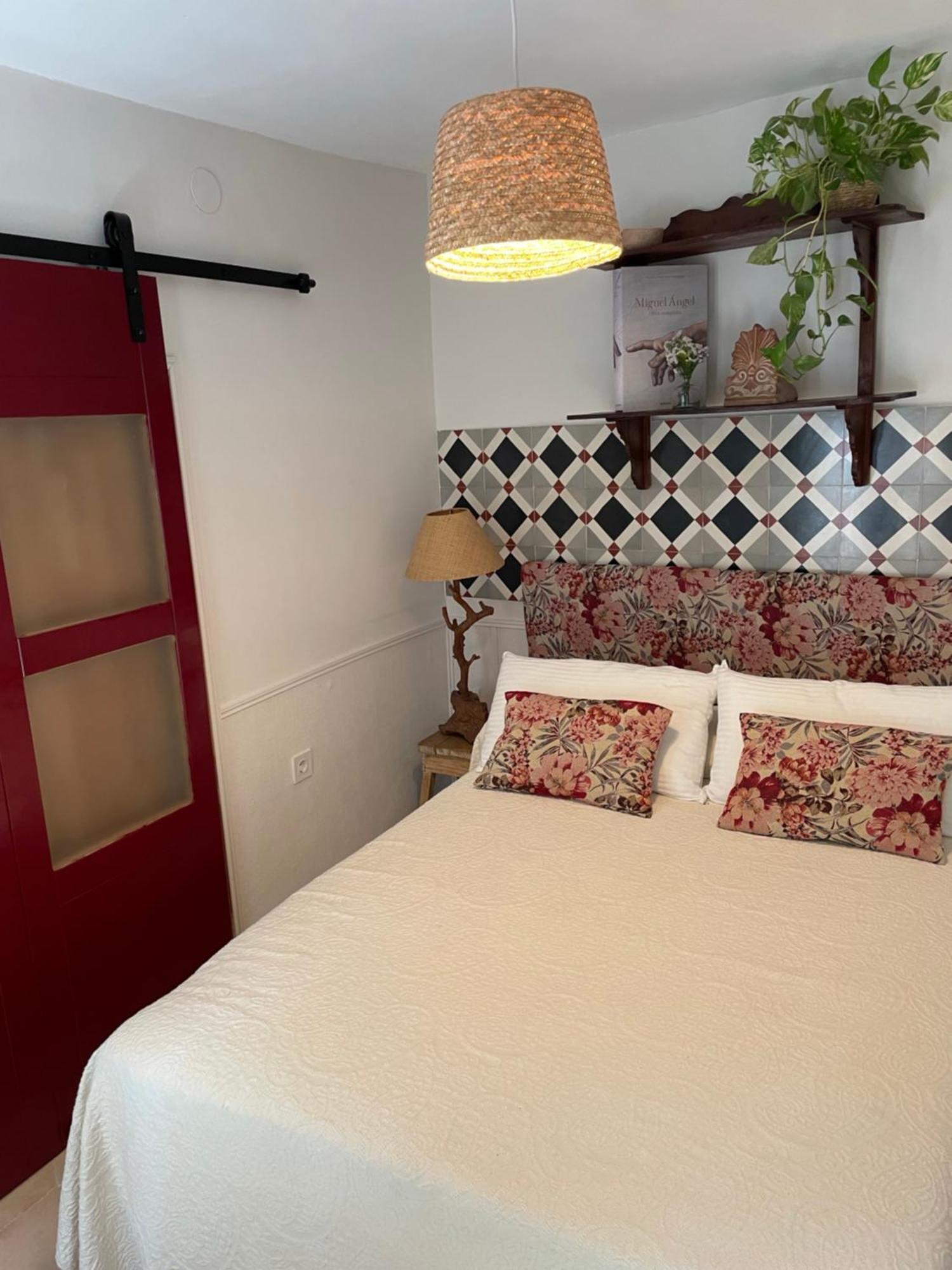 Apartamento En Casa Patio "Pan Y Conejo" Кордова Экстерьер фото