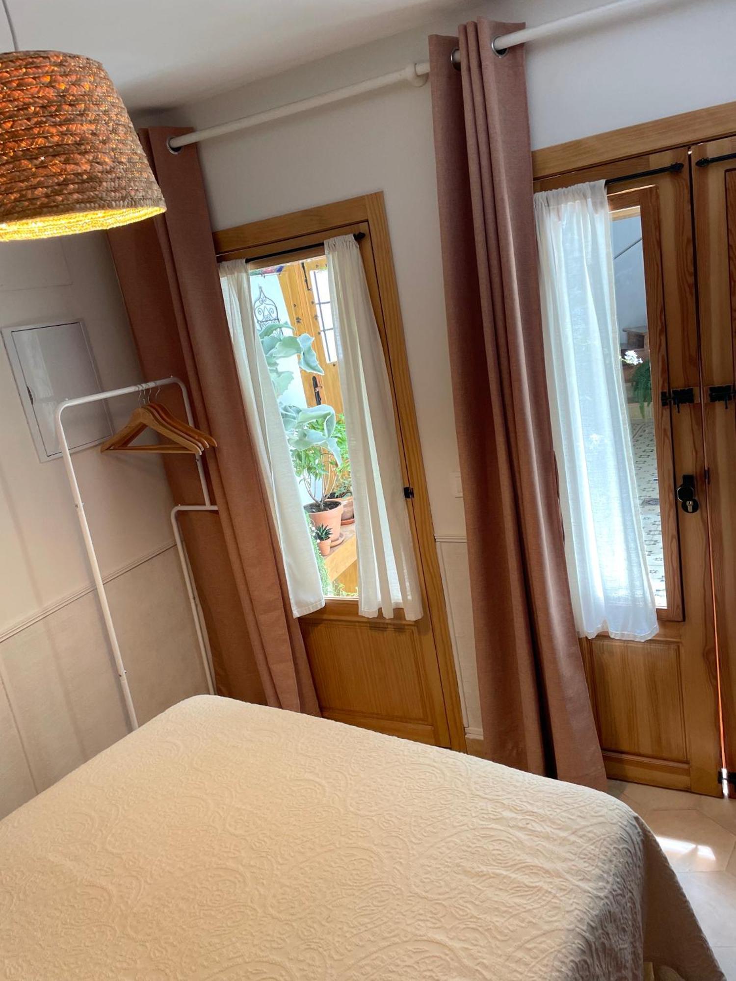 Apartamento En Casa Patio "Pan Y Conejo" Кордова Экстерьер фото